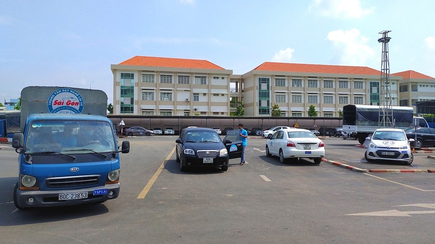 học bằng lái xe ô tô cho người mới